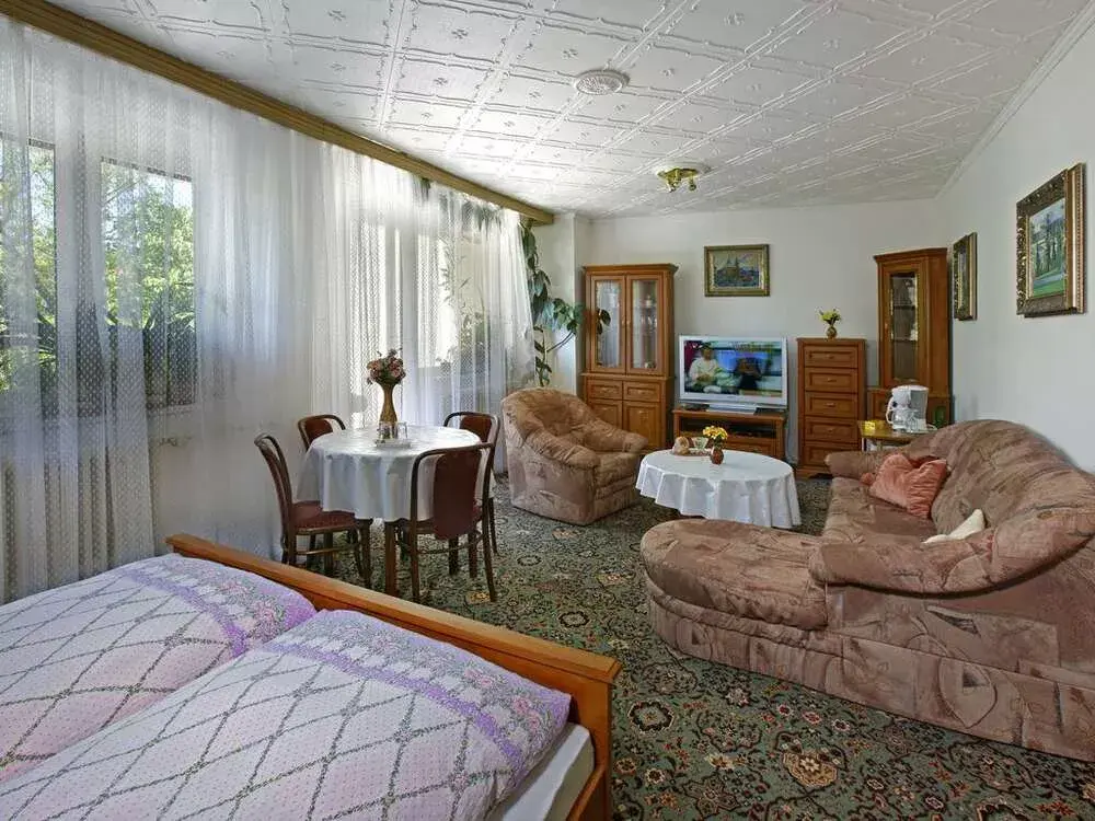 Photo 2 of Villa Hany